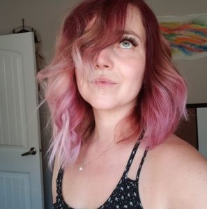 Meet your Posher, Annie